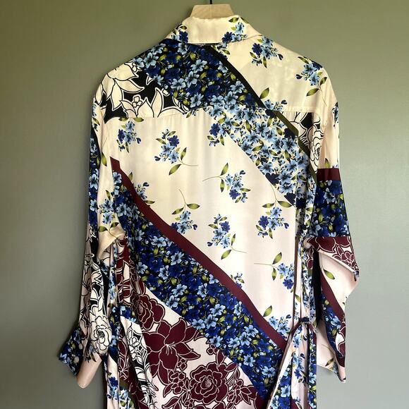SMYTHE Shirtdress Multi Scarf Print Size Small Pink Cream Red Blue Floral Chic‎ - Picture 14 of 16
